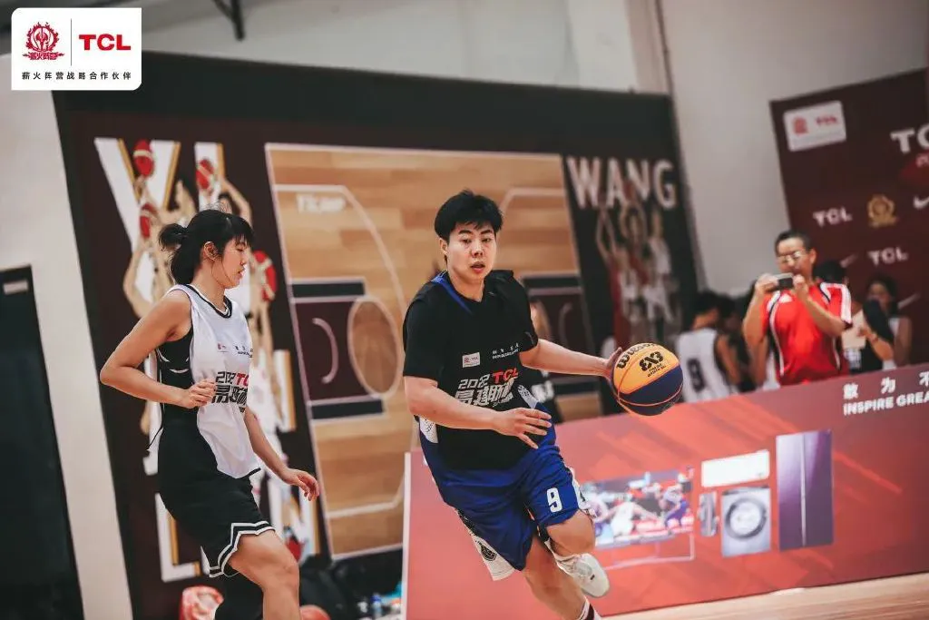 老年篮球爱好者如何练习控卫技巧_0